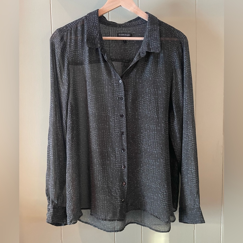 Eileen Fisher Sheer Silk Crepe Classic Collar Black Gray Crocodile Button Down